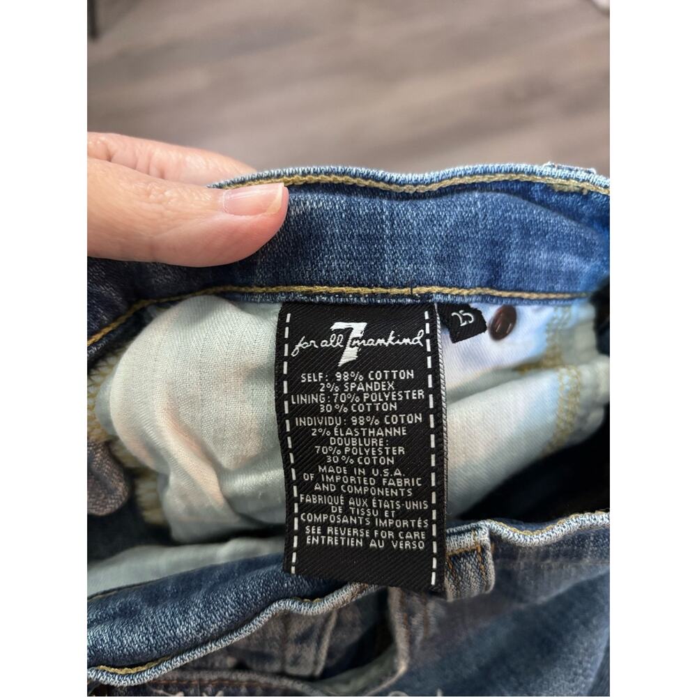 7 For All Mankind Low Rise Cuffed Distressed Denim Shorts Size 25 - Picture 6 of 6